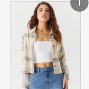Amuse Society 	
Boxy Flannel Taupe Plaid Button-Up Cropped Top